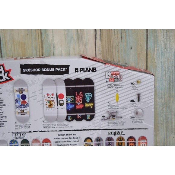 Tech Deck Planb SK8SHOP Bonus Pack Finger Skate Boards - Picture 4 of 5